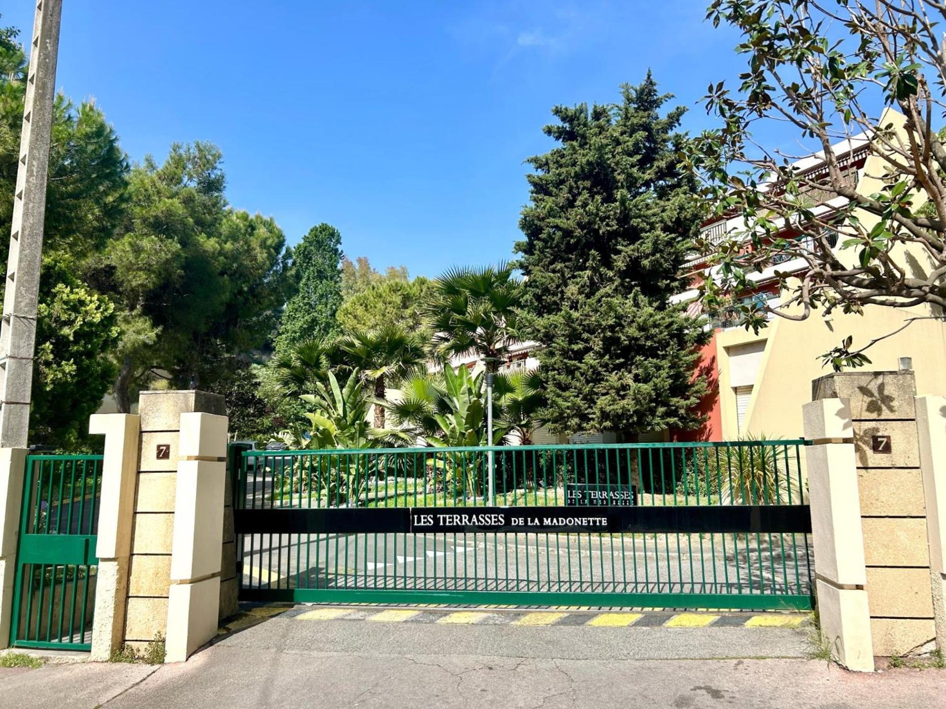 Appartement Luxe - 3 Pieces Avec Vue Mer, Piscine Et Tennis Nice Dış mekan fotoğraf
